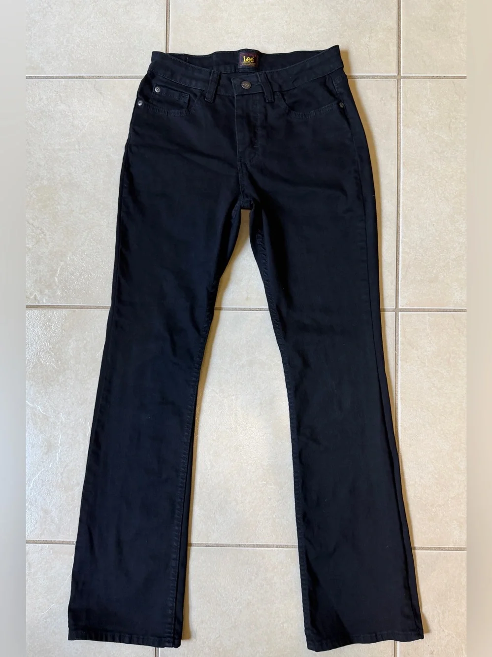 Lee Jeans Women’s 2M  Boot Cut Regular Fit Mid Rise Dark Wash Black Denim